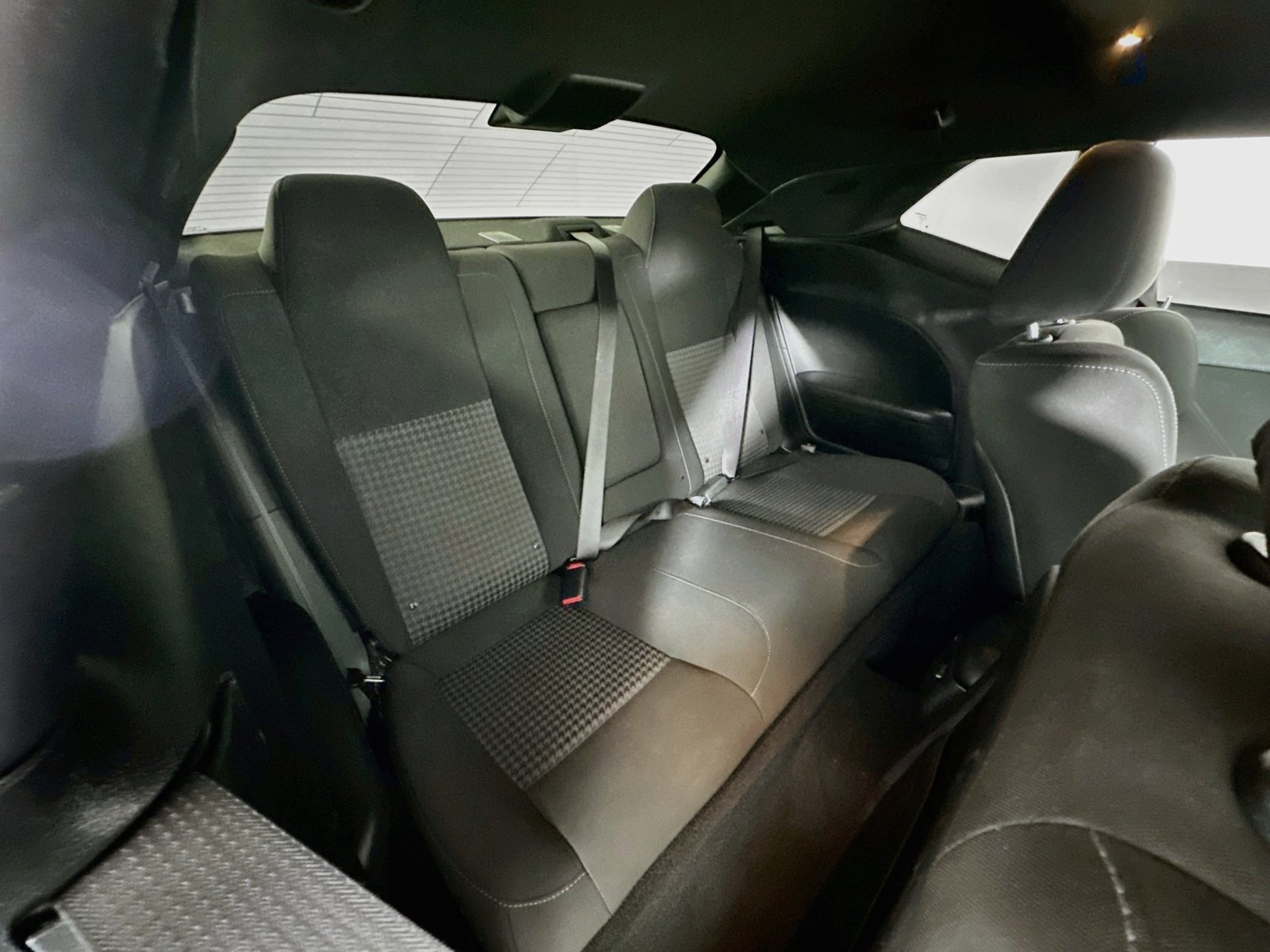 Used 2022 Dodge Challenger GT RWD image 25