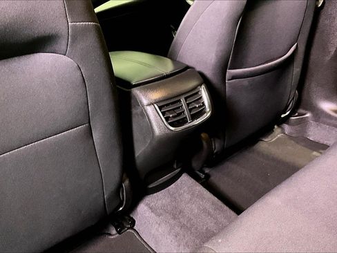 Used 2024 Chevrolet Malibu LT image 10