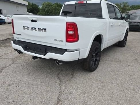 New 2026 RAM 1500 Laramie AWD/4WD image 4