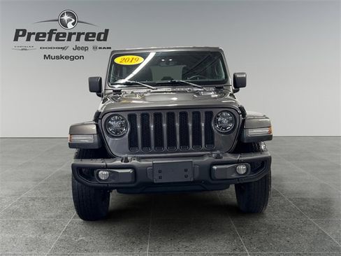 Used 2019 Jeep Wrangler Unlimited Sahara w/ Quick Order Package 24M Moab image 11