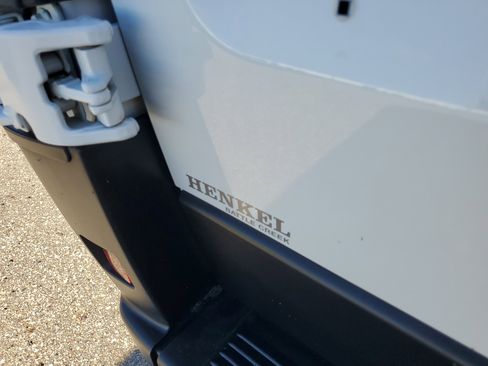 Used 2025 RAM ProMaster 2500 w/ Convenience Group image 27