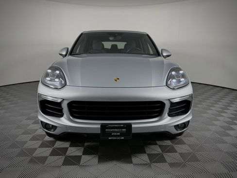 Used 2016 Porsche Cayenne S image 7