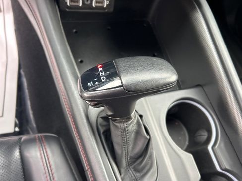 Used 2024 Dodge Durango GT image 11