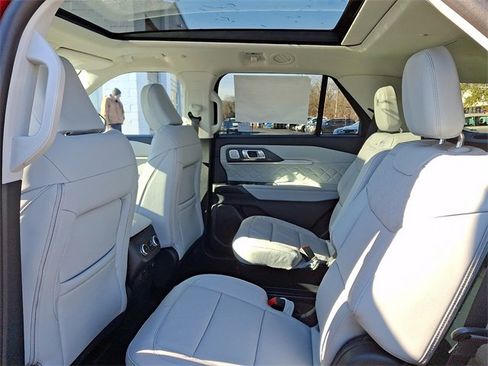 New 2026 Ford Explorer Platinum w/ LUX Leather Package image 6