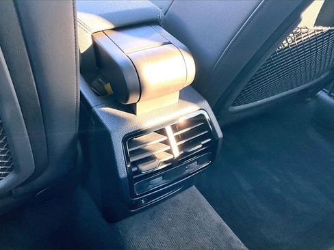 Used 2025 Audi Q3 2.0T Premium w/ Convenience Package image 10