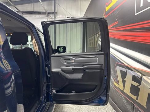 Used 2020 RAM 1500 Big Horn AWD/4WD image 23