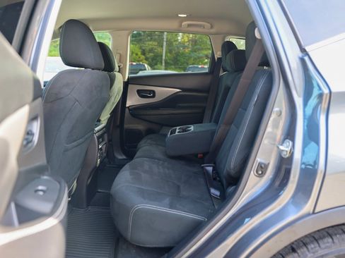 Used 2019 Nissan Murano S image 14