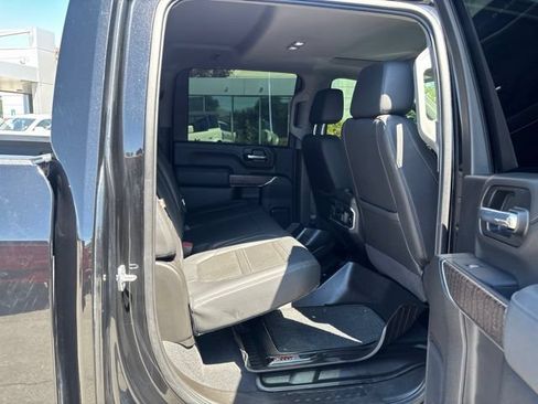 Used 2021 GMC Sierra 2500 Denali w/ Denali Black Diamond Edition AWD/4WD image 37
