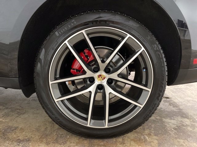 Used 2024 Porsche Macan S AWD/4WD image 31