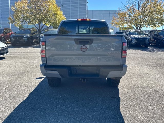 Used 2022 Nissan Frontier PRO-4X AWD/4WD image 6