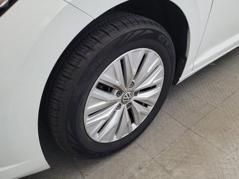 Used 2019 Volkswagen Jetta S w/ Driver Assistance Package FWD image 31