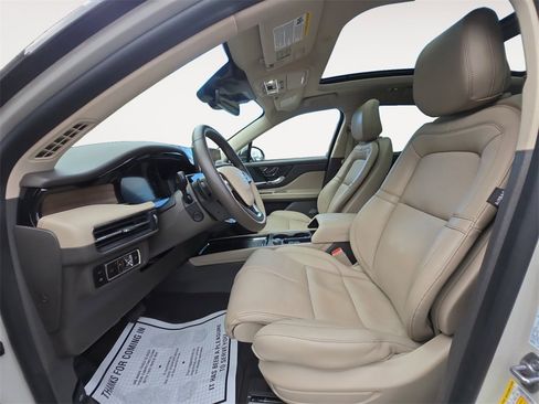 Used 2024 Lincoln Corsair Grand Touring w/ Equipment Group 302A image 9