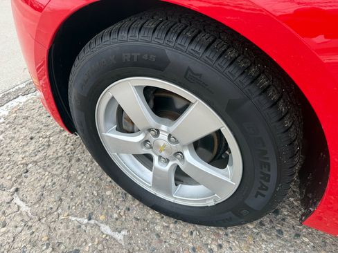 Used 2014 Chevrolet Cruze LT w/ All-Star Edition image 9