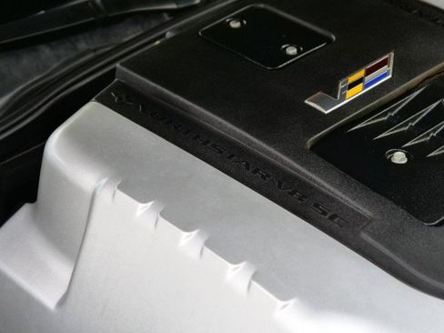 Used 2007 Cadillac XLR V RWD image 39