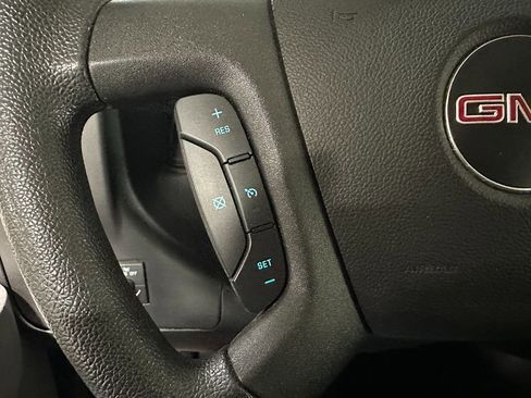 Used 2017 GMC Savana 2500 image 26