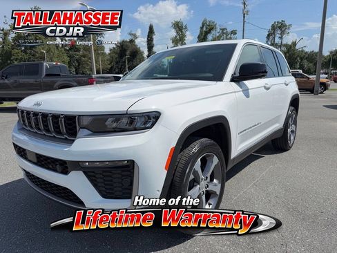 New 2026 Jeep Grand Cherokee Limited w/ Luxury Tech Group II RWD image 9