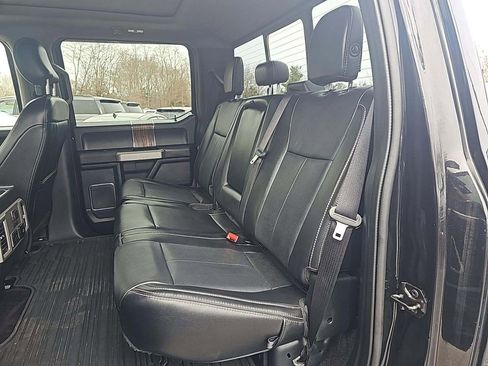 Used 2019 Ford F150 Lariat w/ Equipment Group 502A Luxury image 6