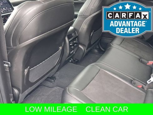 Used 2023 Jeep Grand Cherokee Altitude AWD/4WD image 14