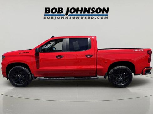 Used 2025 Chevrolet Silverado 1500 Custom w/ Turbomax Blackout Package AWD/4WD image 7