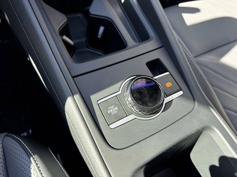 New 2026 Volkswagen Tiguan SE R-Line image 28