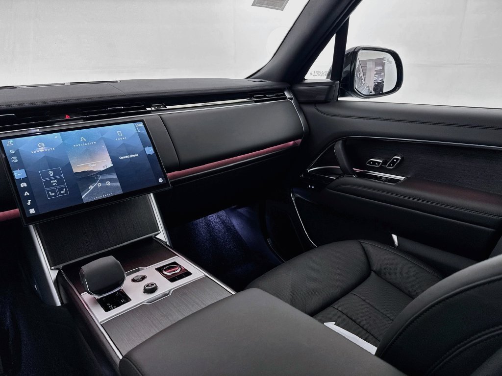 New 2027 Land Rover Range Rover SE AWD/4WD image 24