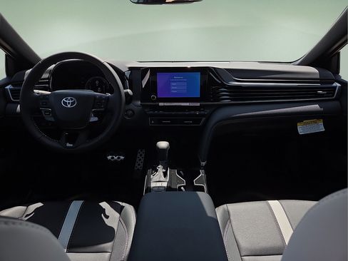 New 2026 Toyota Camry SE w/ Convenience Package FWD image 16