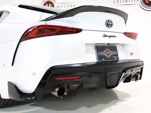 Used 2021 Toyota Supra Premium w/ Driver Assist Package image 55