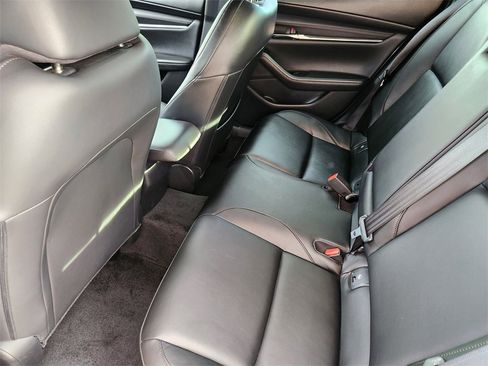 Used 2024 MAZDA MAZDA3 s image 18