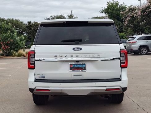 Used 2024 Ford Expedition Limited AWD/4WD image 4