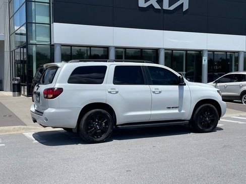 Used 2022 Toyota Sequoia TRD Sport RWD image 8