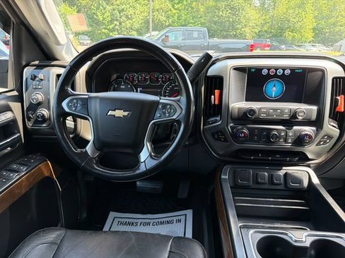 Used 2017 Chevrolet Silverado 2500 LTZ AWD/4WD image 15