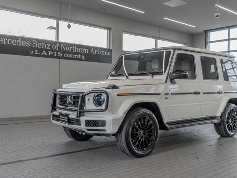 Used 2021 Mercedes-Benz G 550 image 3