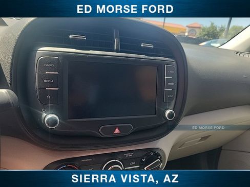 Used 2025 Kia Soul LX FWD image 25