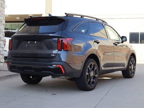 Used 2026 Kia Sorento SX AWD/4WD image 3