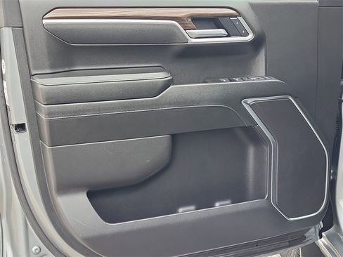 Certified 2025 Chevrolet Silverado 1500 LT image 6