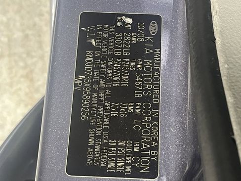 Used 2009 Kia Sorento LX image 10