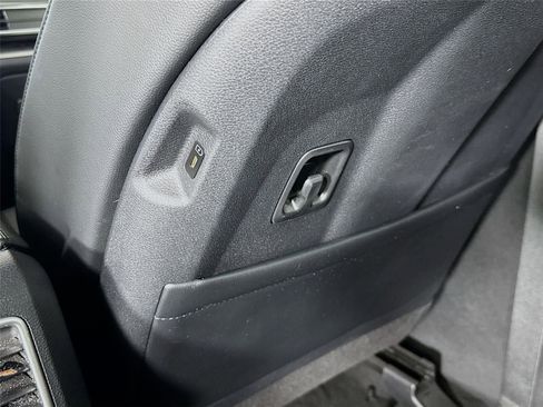 Used 2024 Kia Sportage EX FWD image 26