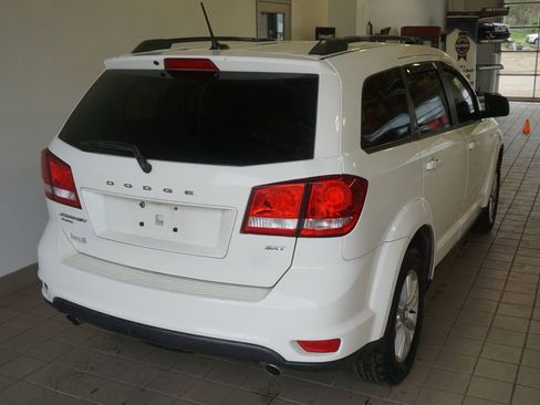 Used 2017 Dodge Journey SXT w/ Comfort/Convenience Group AWD/4WD image 10