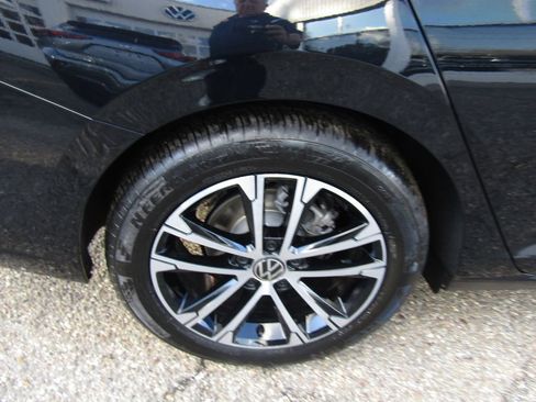 New 2026 Volkswagen Jetta Sport FWD image 7