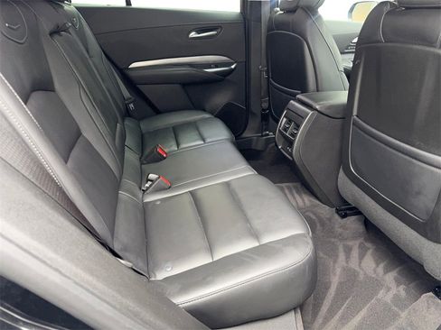 Used 2024 Cadillac XT4 Premium Luxury image 39