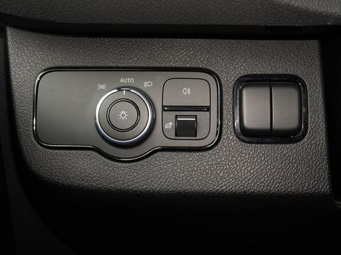 Used 2020 Mercedes-Benz Sprinter 1500 image 12