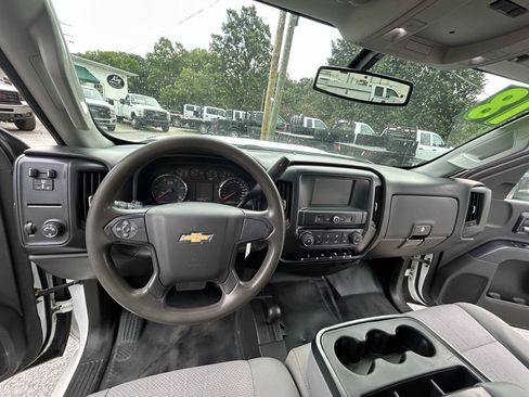 Used 2018 Chevrolet Silverado 3500 W/T w/ WT Convenience Package AWD/4WD image 17