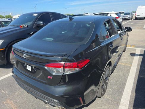Used 2021 Toyota Corolla SE image 4