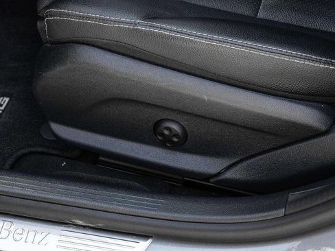 Used 2016 Mercedes-Benz C 300 4MATIC Sedan image 26