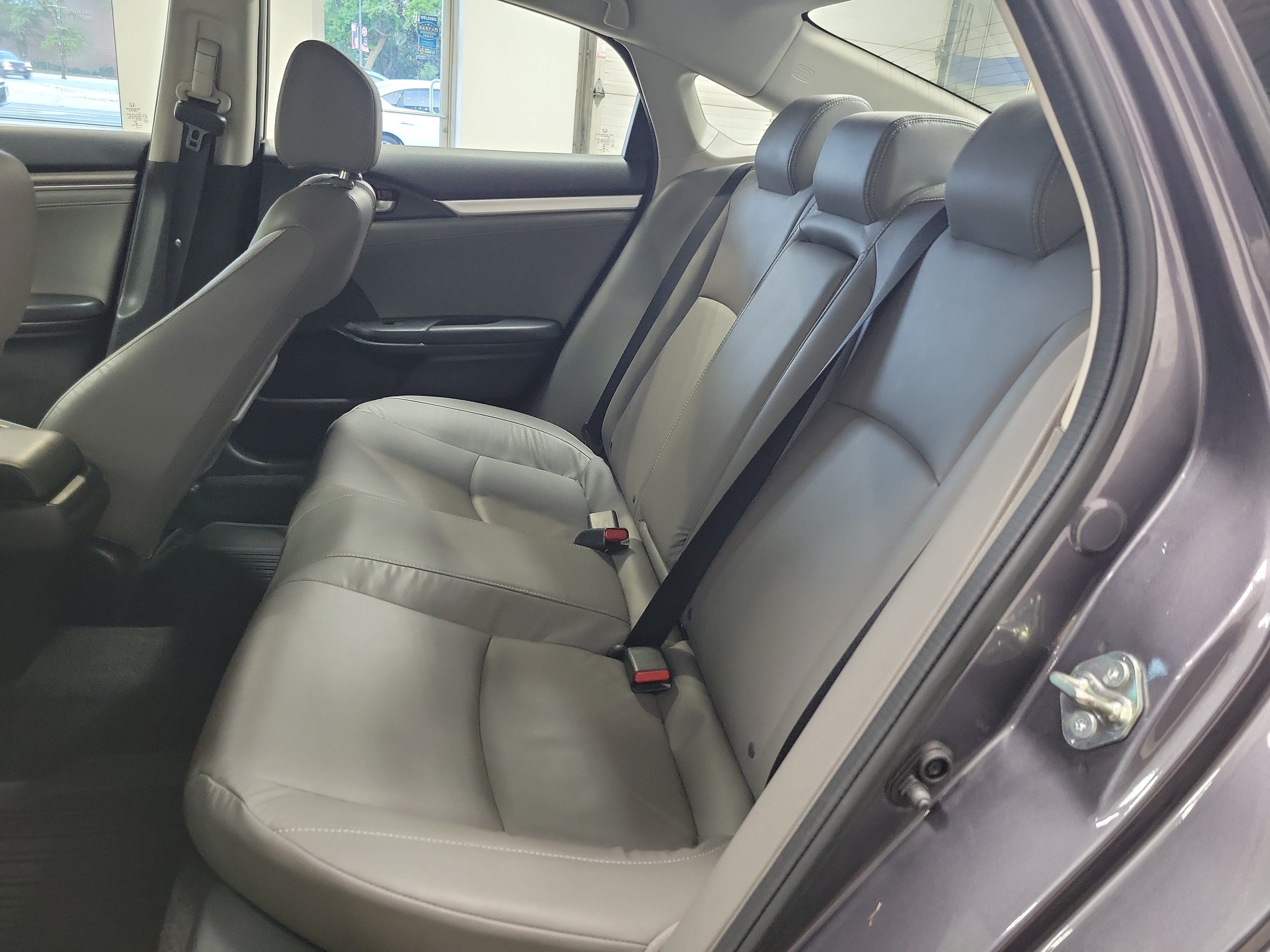 Used 2020 Honda Civic EX-L image 10