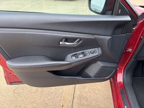 Certified 2024 Nissan Sentra SV image 10