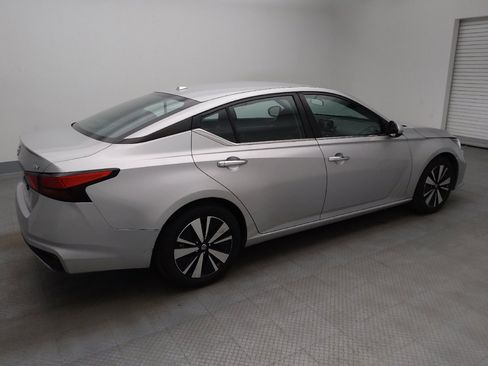Used 2021 Nissan Altima 2.5 SV FWD image 11