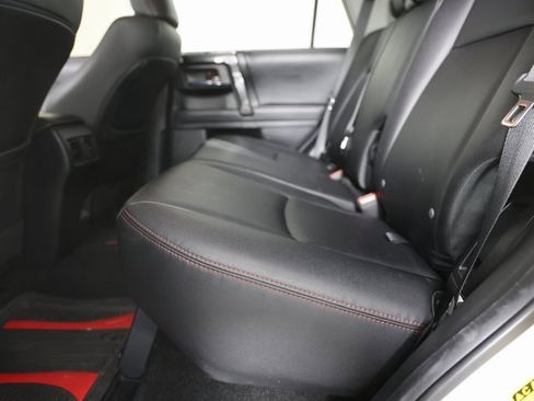 Used 2021 Toyota 4Runner TRD Off-Road Premium image 5