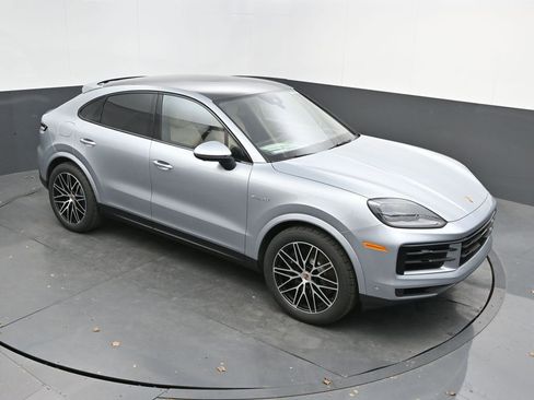 New 2026 Porsche Cayenne E-Hybrid Coupe image 28