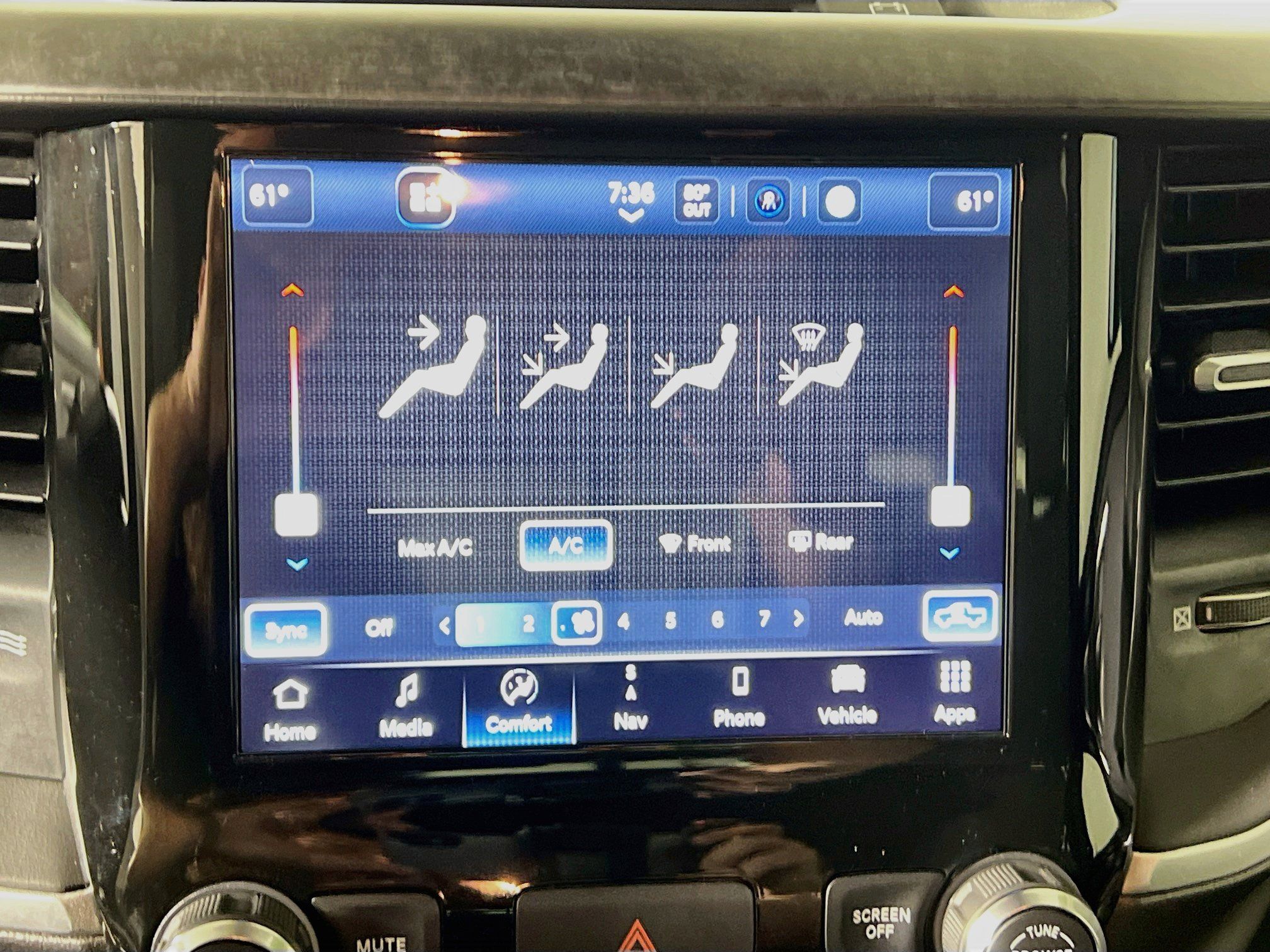 Used 2022 RAM 1500 Big Horn RWD image 26